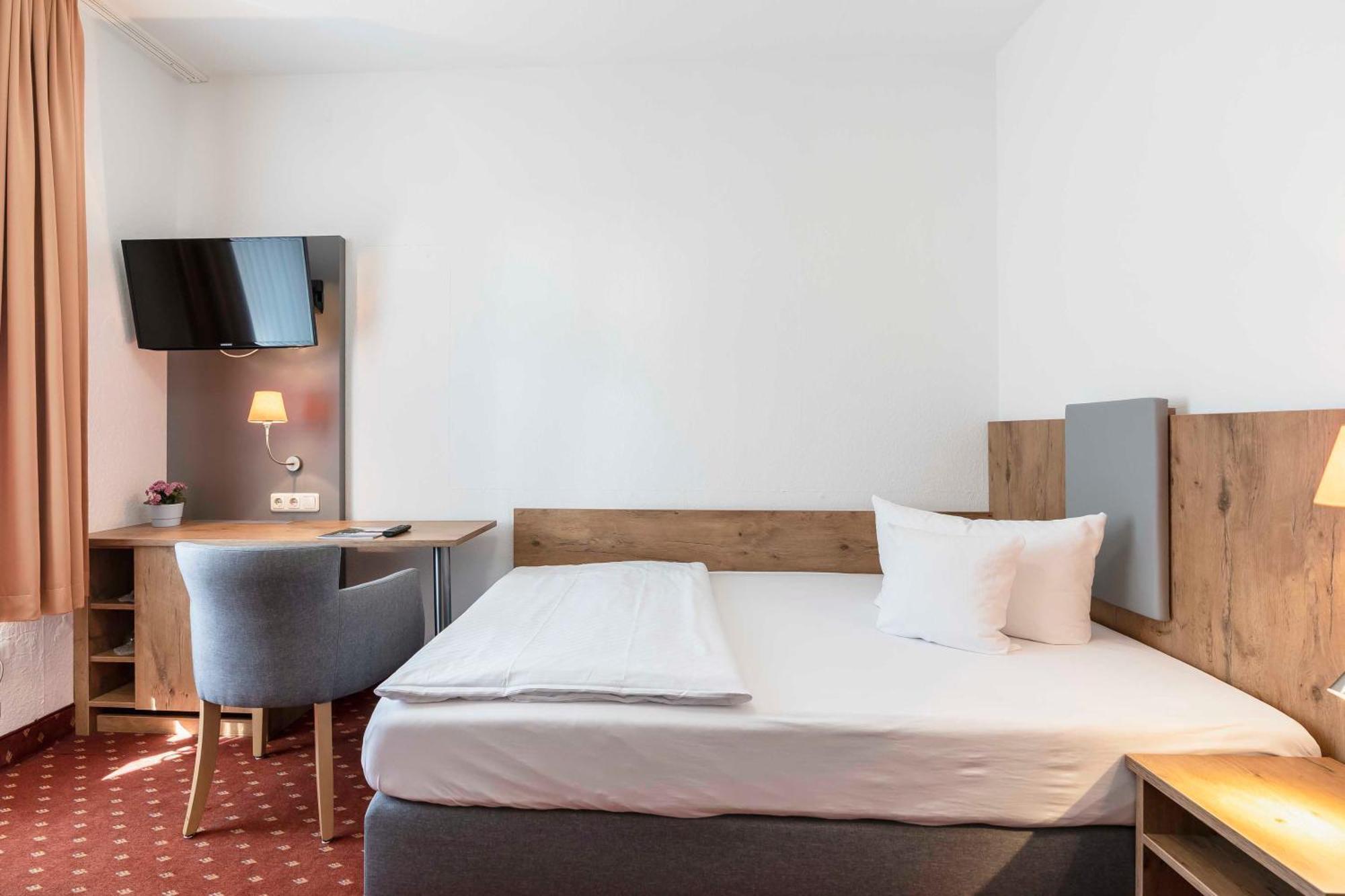 Hotel Markgraf Lehnin Luaran gambar